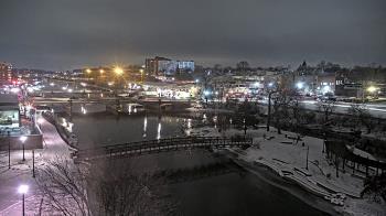 Weather camera view of City of Elgin.