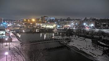 Weather camera view of City of Elgin.