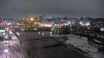 Weather camera view of City of Elgin.