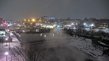 Weather camera view of City of Elgin.