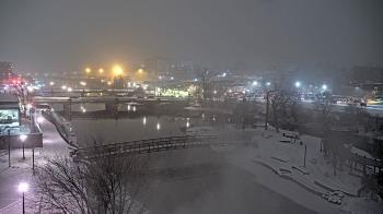 Weather camera view of City of Elgin.