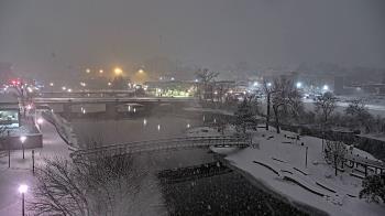 Weather camera view of City of Elgin.