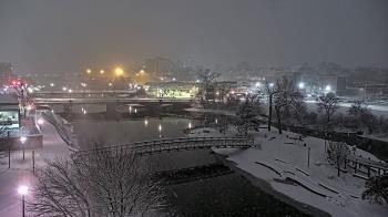 Weather camera view of City of Elgin.