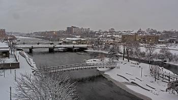 Weather camera view of City of Elgin.