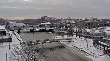 Weather camera view of City of Elgin.