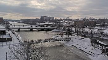 Weather camera view of City of Elgin.