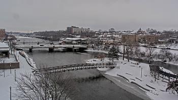 Weather camera view of City of Elgin.
