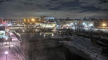 Weather camera view of City of Elgin.