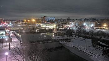 Weather camera view of City of Elgin.