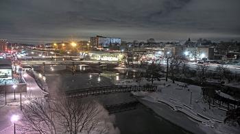 Weather camera view of City of Elgin.