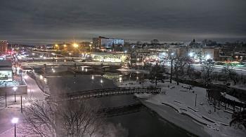 Weather camera view of City of Elgin.