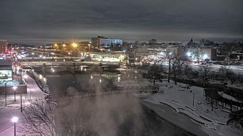 Weather camera view of City of Elgin.