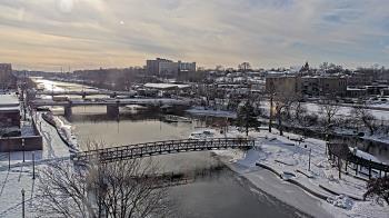 Weather camera view of City of Elgin.