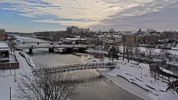 Weather camera view of City of Elgin.