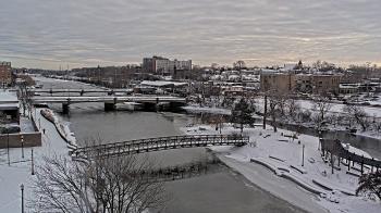 Weather camera view of City of Elgin.