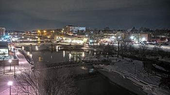 Weather camera view of City of Elgin.