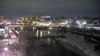 Weather camera view of City of Elgin.