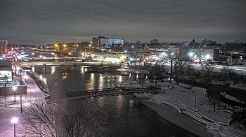 Weather camera view of City of Elgin.