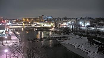 Weather camera view of City of Elgin.