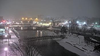 Weather camera view of City of Elgin.