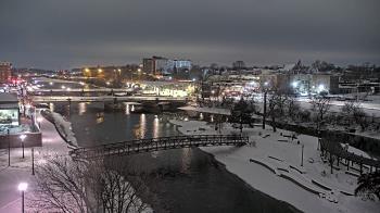 Weather camera view of City of Elgin.