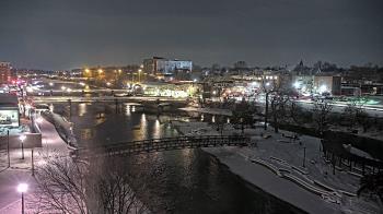 Weather camera view of City of Elgin.