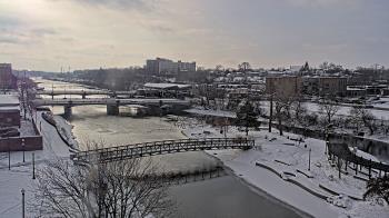 Weather camera view of City of Elgin.