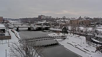 Weather camera view of City of Elgin.