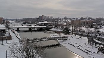 Weather camera view of City of Elgin.