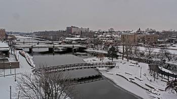 Weather camera view of City of Elgin.