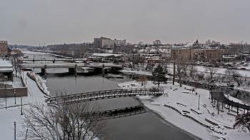 Weather camera view of City of Elgin.