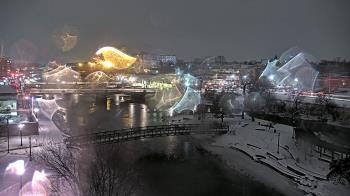 Weather camera view of City of Elgin.