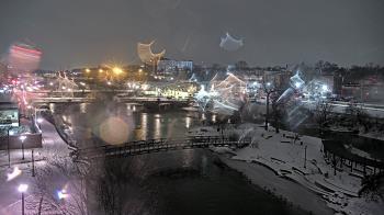 Weather camera view of City of Elgin.