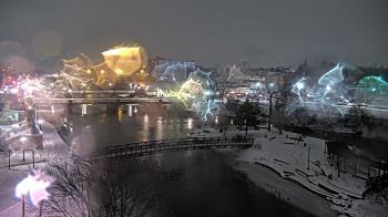 Weather camera view of City of Elgin.