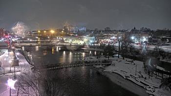 Weather camera view of City of Elgin.