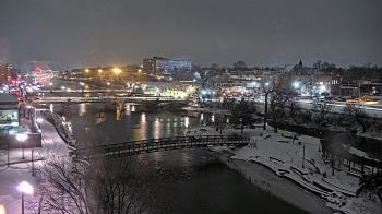 Weather camera view of City of Elgin.