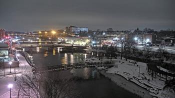 Weather camera view of City of Elgin.