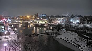 Weather camera view of City of Elgin.