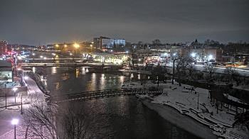 Weather camera view of City of Elgin.