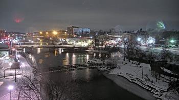 Weather camera view of City of Elgin.