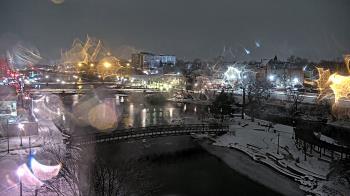 Weather camera view of City of Elgin.