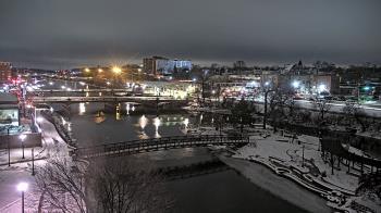 Weather camera view of City of Elgin.