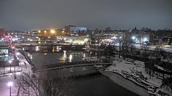 Weather camera view of City of Elgin.