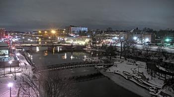 Weather camera view of City of Elgin.