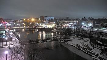 Weather camera view of City of Elgin.