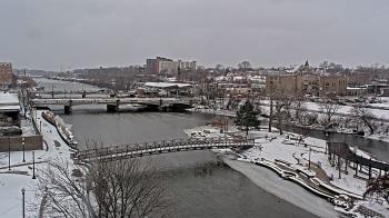 Weather camera view of City of Elgin.