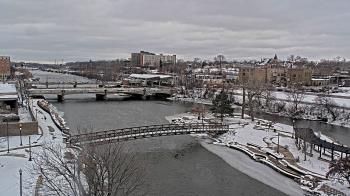 Weather camera view of City of Elgin.