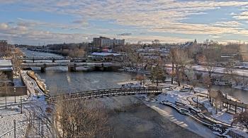 Weather camera view of City of Elgin.