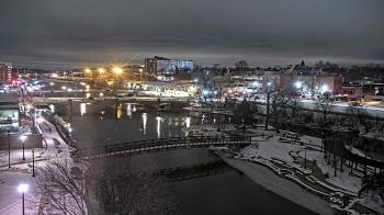 Weather camera view of City of Elgin.