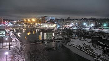 Weather camera view of City of Elgin.